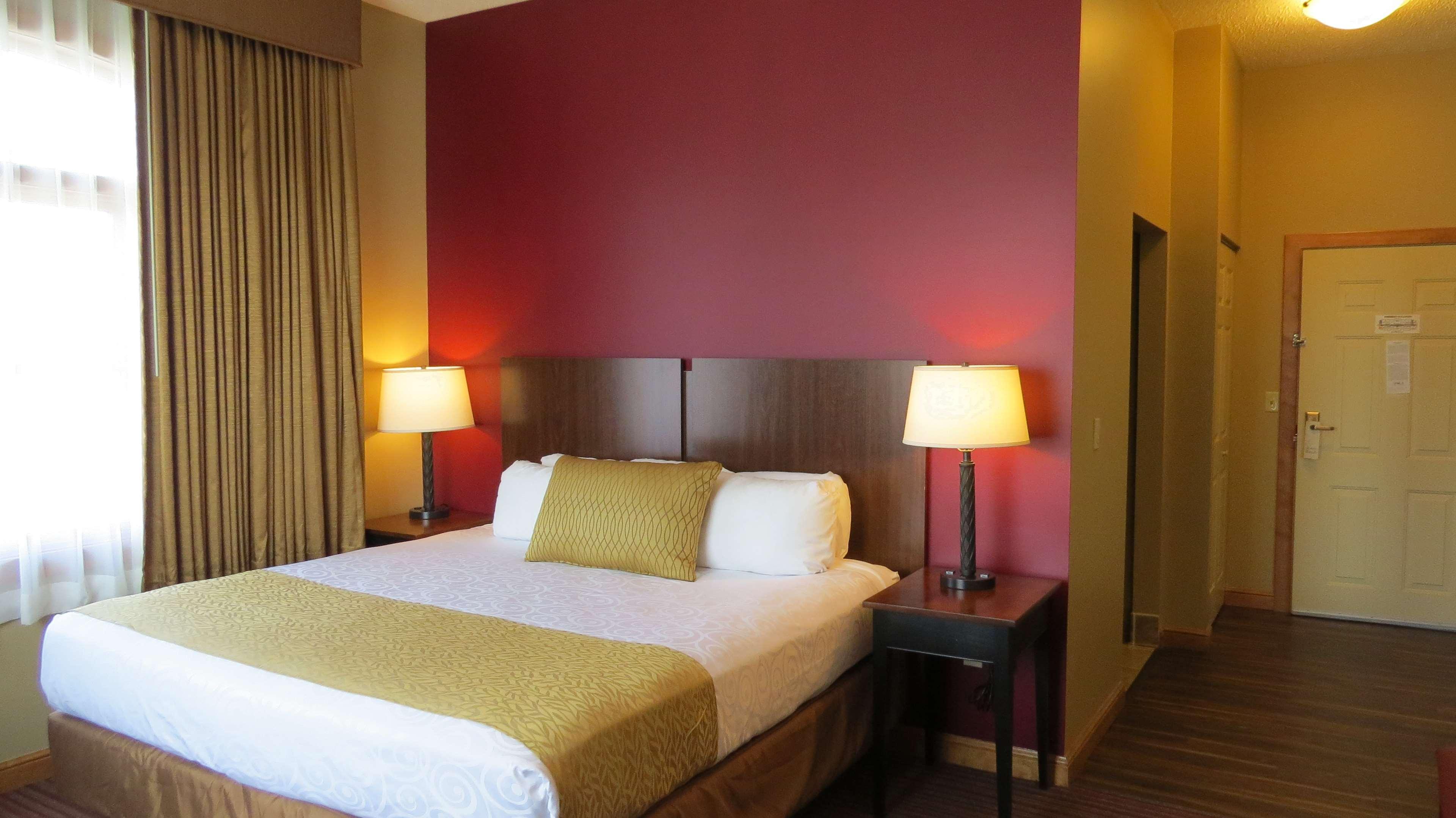 Best Western Plus Dutch Haus Inn And Suites Columbiana Chambre photo