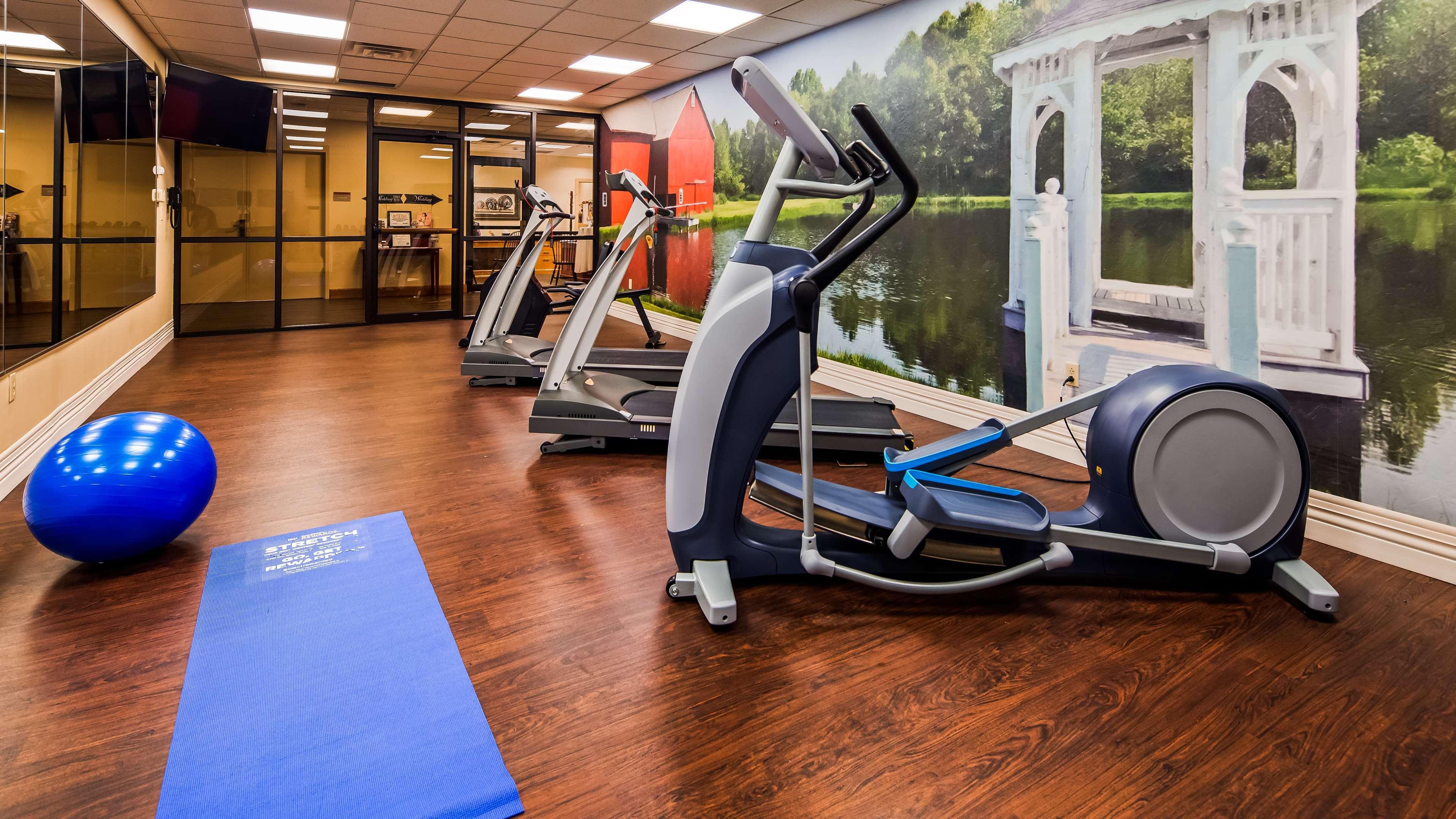 Best Western Plus Dutch Haus Inn And Suites Columbiana Extérieur photo