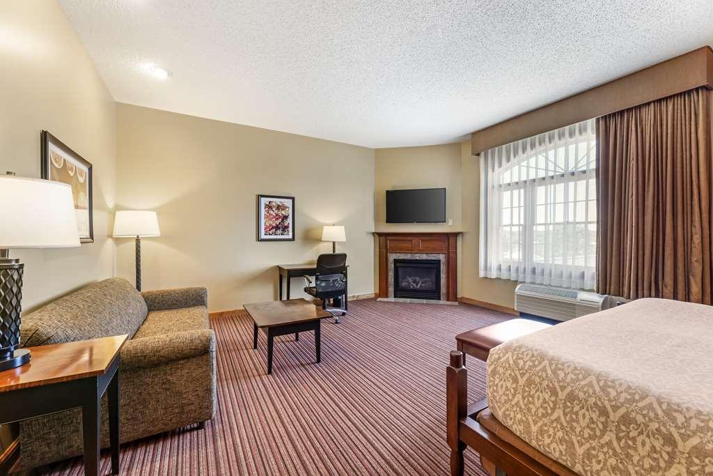 Best Western Plus Dutch Haus Inn And Suites Columbiana Chambre photo