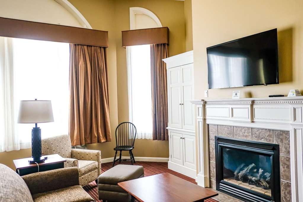 Best Western Plus Dutch Haus Inn And Suites Columbiana Chambre photo